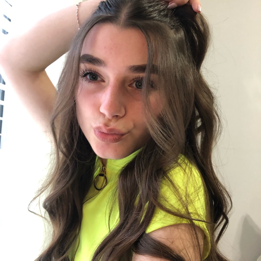 Meet your Posher, Allyssa